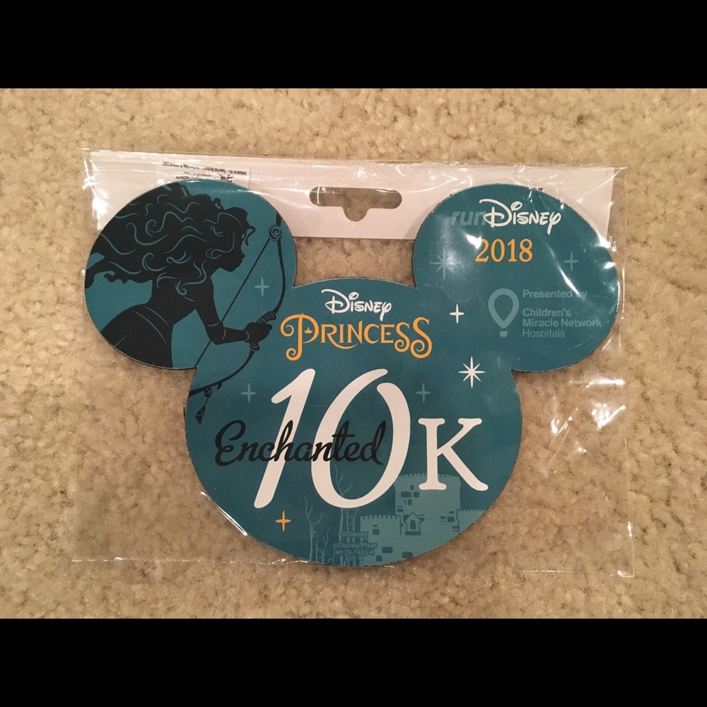 RunDisney Magnet